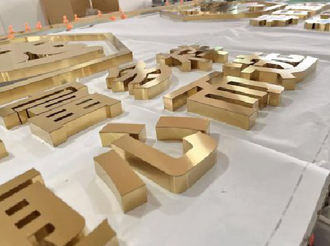 株洲拉丝不锈钢字的特点。