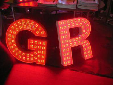 株洲LED发光字常见的安装误区。